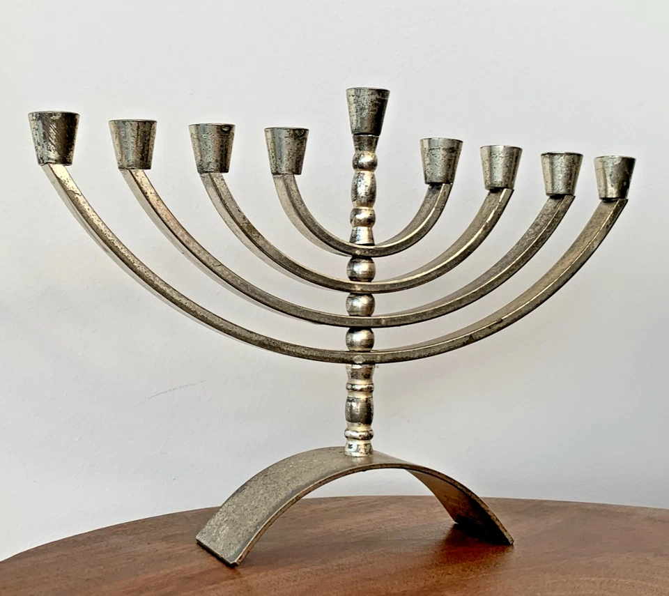Vintage Silver Plated Candleabra Menorah by Karshi 15cm Tall Made in Jerusalem - Image 3 of 4