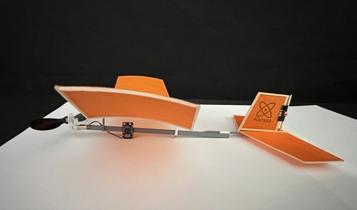 Flyer de sala de estar Plantraco Butterfly - modelo de avión interior R/C - Imagen 14 de 17