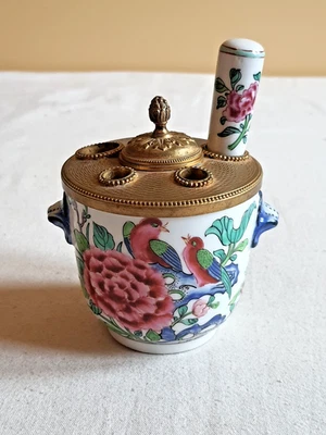 ENCRIER CACHET ANCIEN PORCELAINE DE LIMOGES BRONZE DORE CHINE PIVOINE OISEAU - Photo 1/4