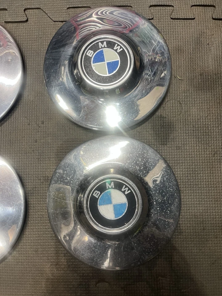 Juego de 4 tapacubos originales BMW E12 E3 E9 2500 2800 2800Bav 2800CS 3.0CS 3.0CSi Foto 2 de 4