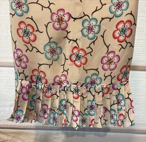 CHANEL Silk Logo Different Color CC Flowers Cherry Blossom Skirt Sz. 42~ Mint - Picture 5 of 9