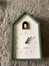 Reloj de Pared Karlsson Moderno Cuco 'Alarma' - Verde Selva (KA6015GR)