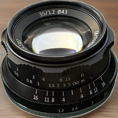 7Artisans 35mm f/1,2 Objektiv für Fujifilm X manuell Standard 43mm