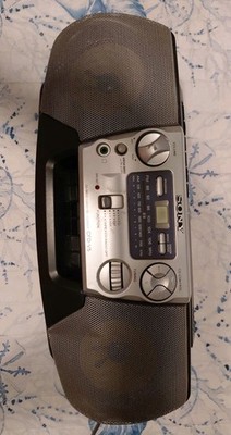 Sony CFD-V5 Portable AM/FM Cassette CD Player Mega Bass Boom Box Tested & Works