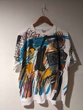 Vintage 1993 Daffy Duck Looney Tunes All Over Print Basketball X-Large T-Shirt