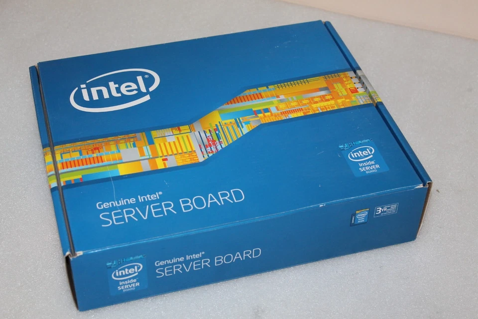 Placa base ATX C232 XEON 6th 7th INTEL S1200SP PBA h57533-210 con Accesorios - Imagen 2 de 4