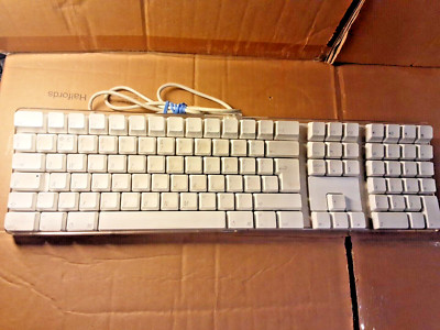 Original Apple USB Keyboard A1048 (weiß) QWERTY - UK Layout ~ sehr guter Zustand
