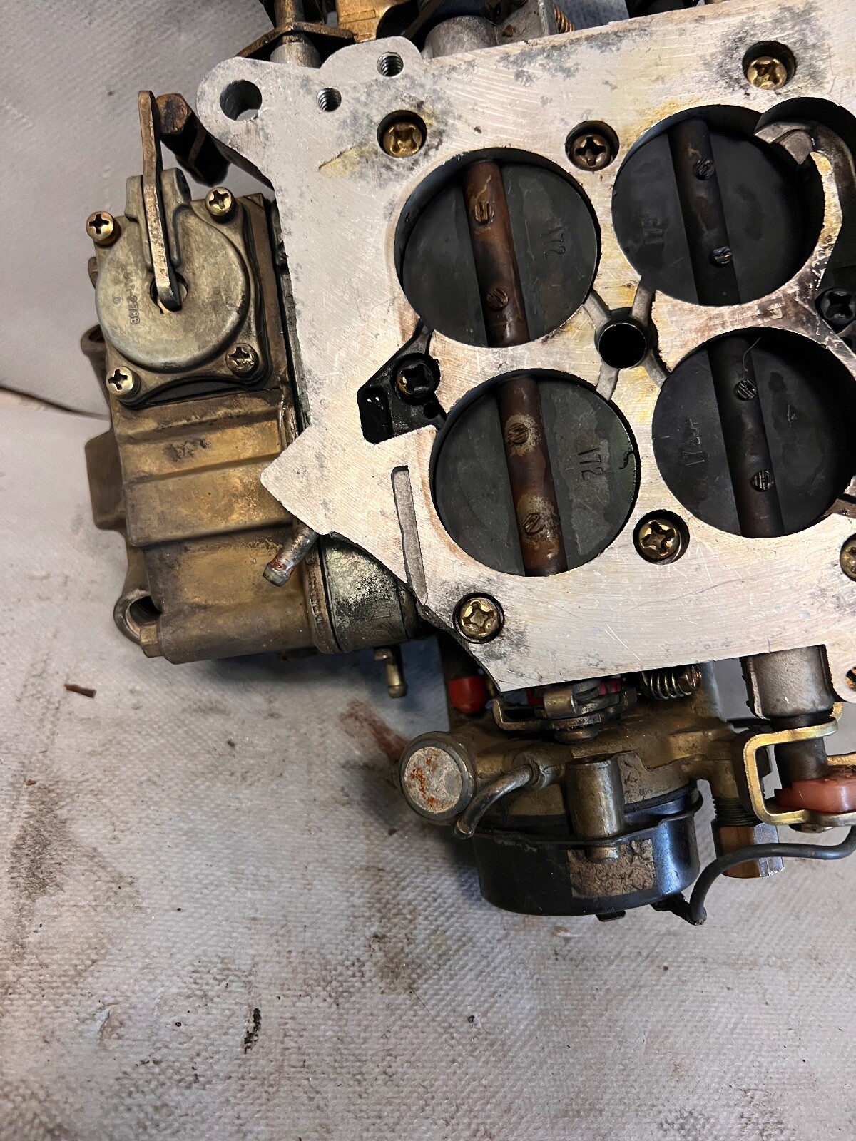 HOLLEY 47774 DOUBLE PUMP PUMPER 650 CFM CARBURETOR CARB ELECTRIC CHOKE