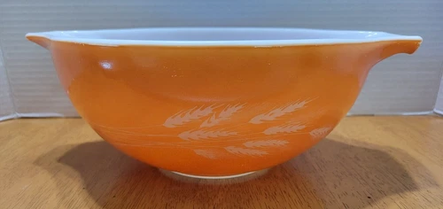 Vintage Pyrex Cinderella Wheat Pattern Mixing Bowl, #443  (2.5 Quart)