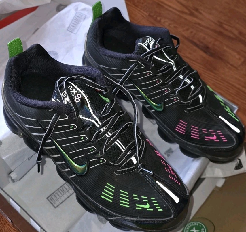 NIKE AIR VAPORMAX 360 BLACK GREEN STRIKE PINK BLAST SIZE 10