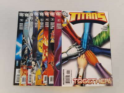 Titans 25 Issues out of 38 Issue run  (2008)  DC Comics -Nightwing-- Starfire-