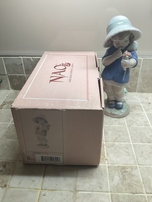 Nao von Lladro ''One For You, One For Me'' #1315
