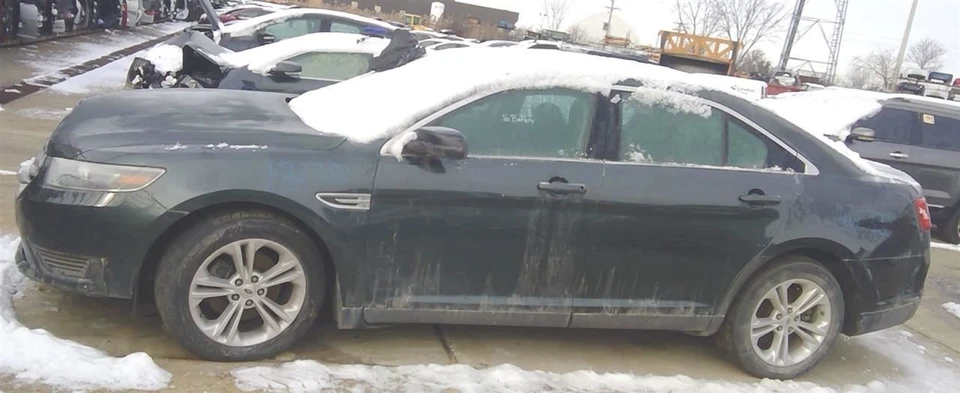 2016 Ford Taurus Front Driver Left LH Door Trim Panel in Tan - Изображение 3 из 4