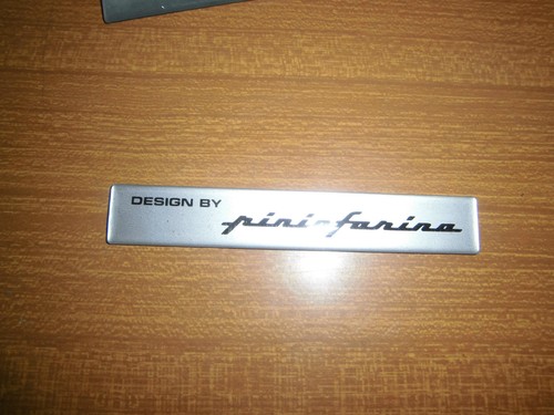 ALFA ROMEO DUETTO SPIDER / FERRARI LOGO PININFARINA ORIGINAL AUFKLEBER