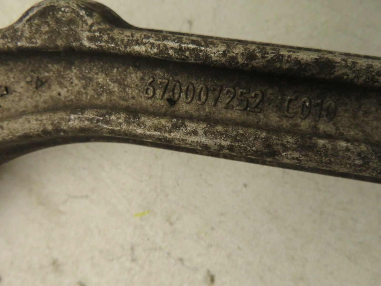 2014-2017 MASERATI GHIBLI SQ4 REAR PASSENGER SIDE LOWER & UPPER CONTROL ARM OEM
