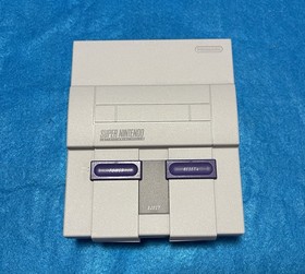 Nintendo Super NES Mini Classic Edition - Authentic
