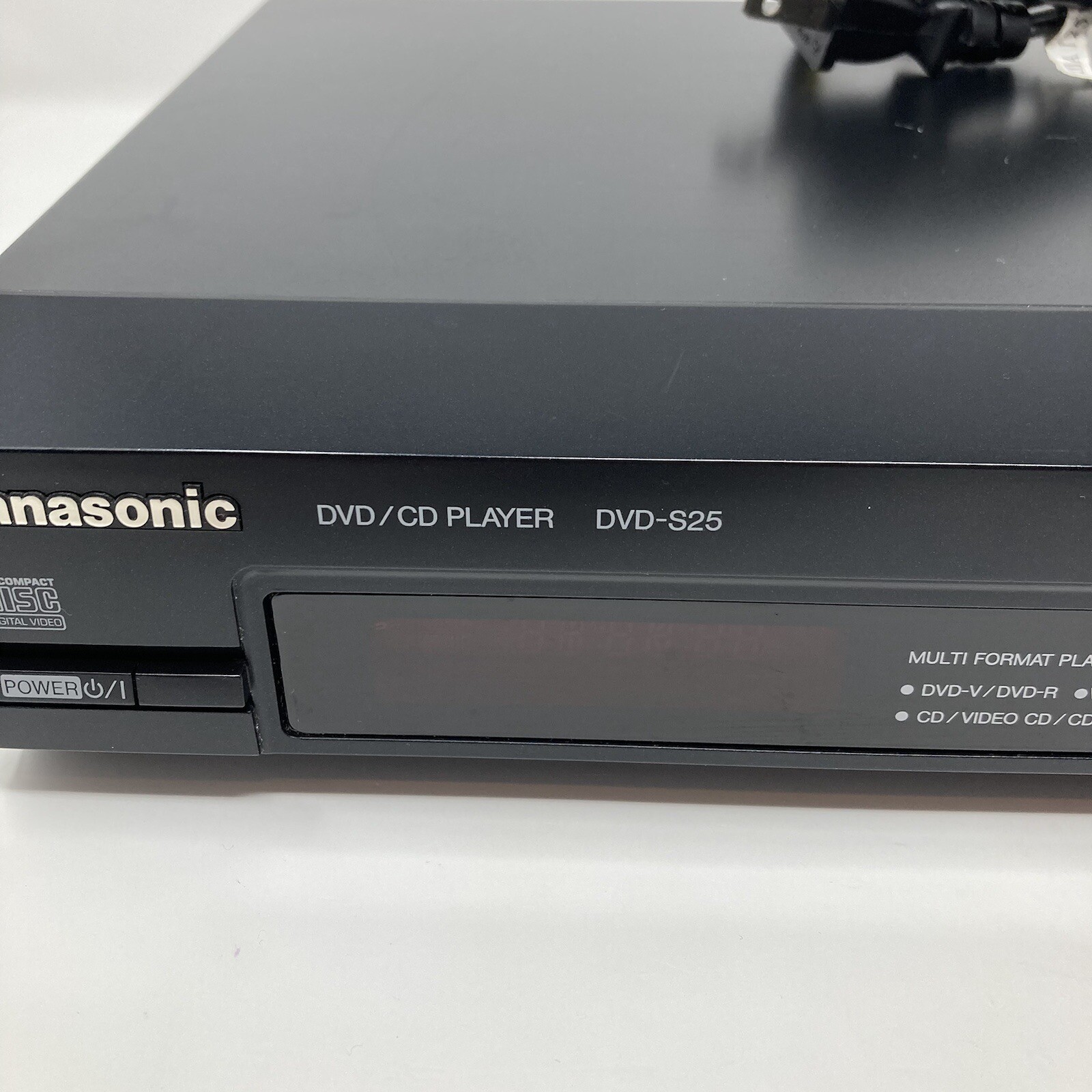 Panasonic DVDS25 DVD/CD Player DVDR, CDRW, DVD+R, VCD, CD, MP3, DVD