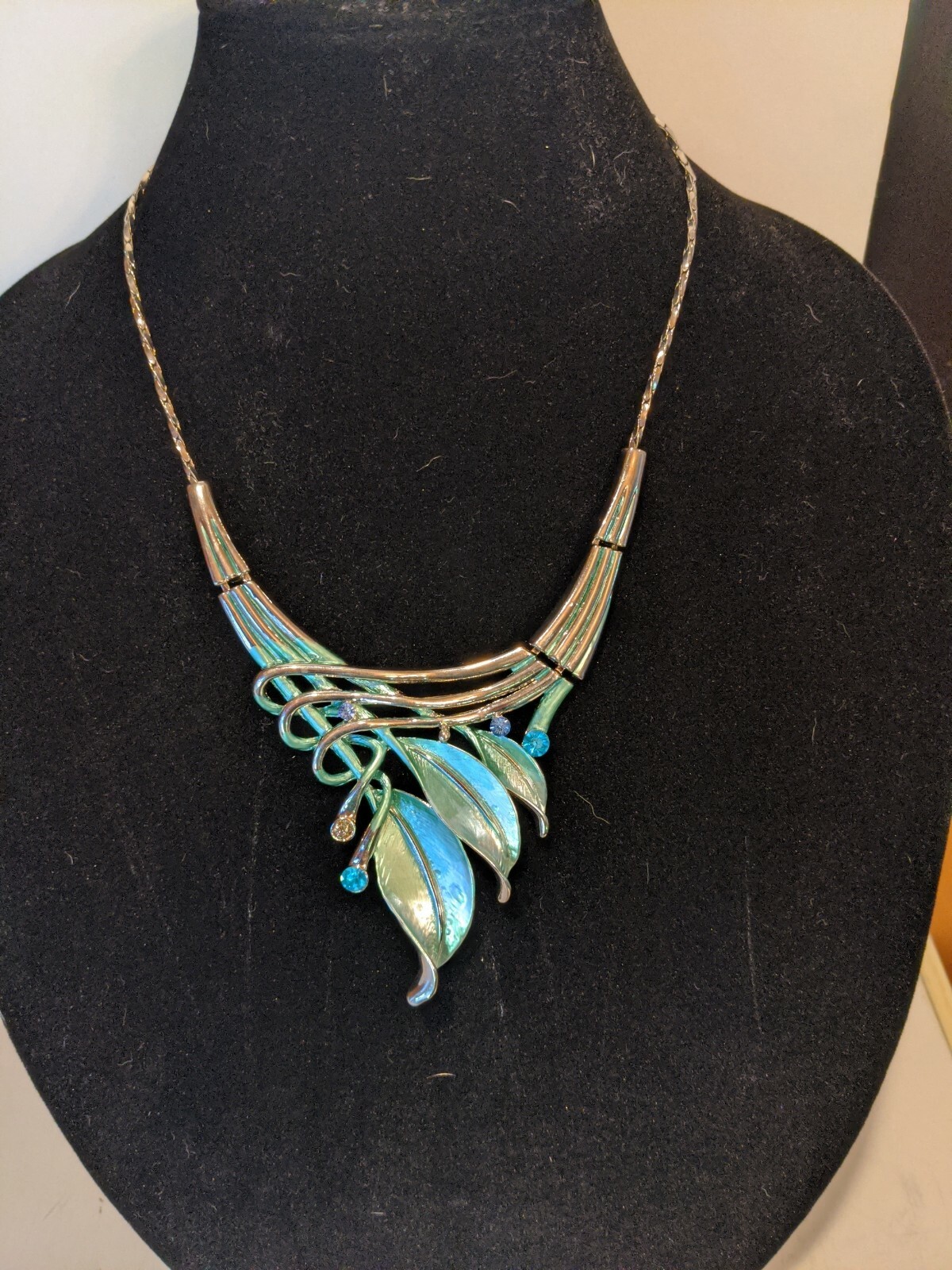 Silver Tone Leaf Statement Necklace - image 1