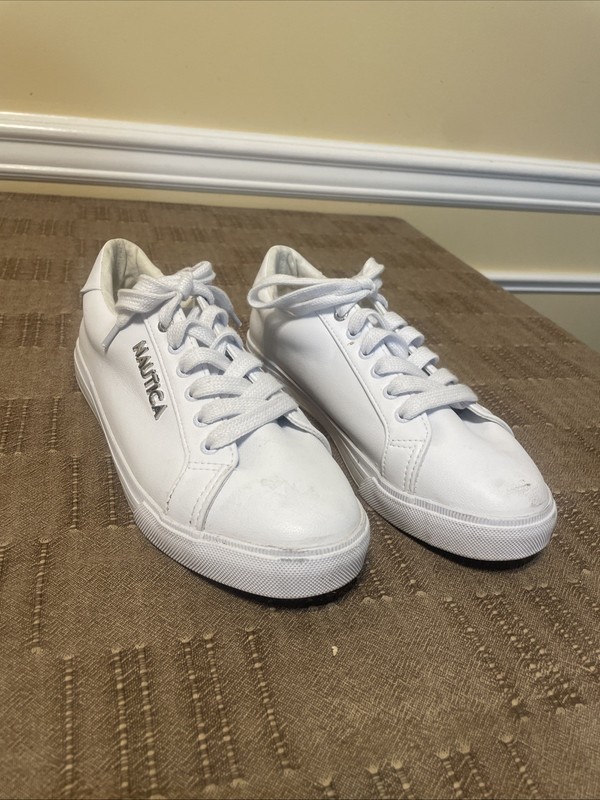 NAUTICA “Arent” White Women’s Fashion Sneakers/Tennis Shoes - Size 8