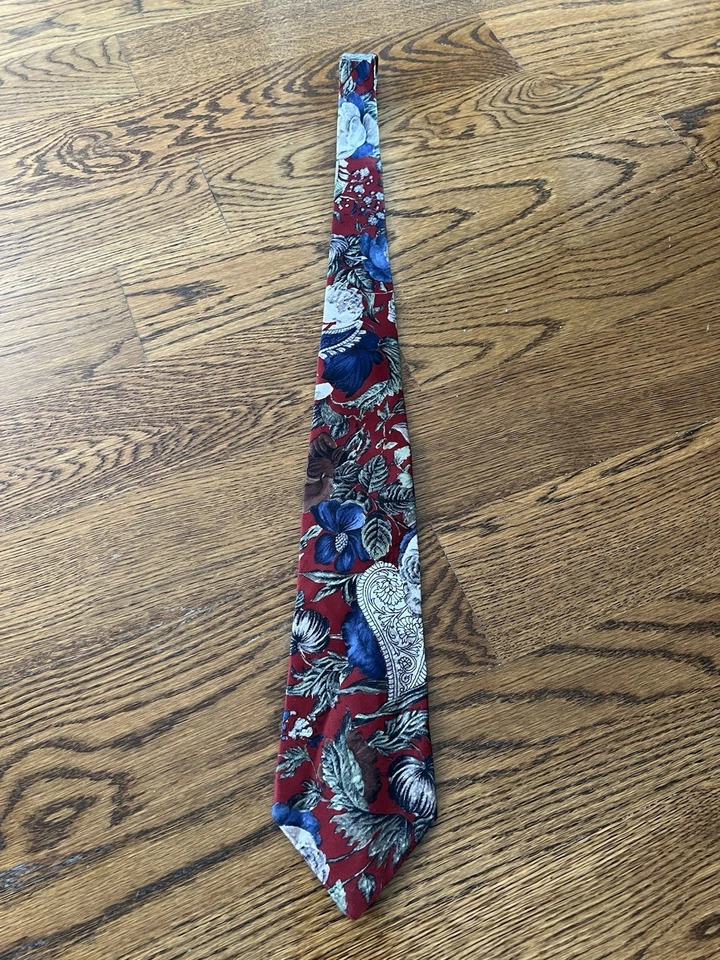 Vintage Surrey Flower Floral Leaf Geo Polyester Tie Retro 60s 70s Made in USA - Image 3 of 4