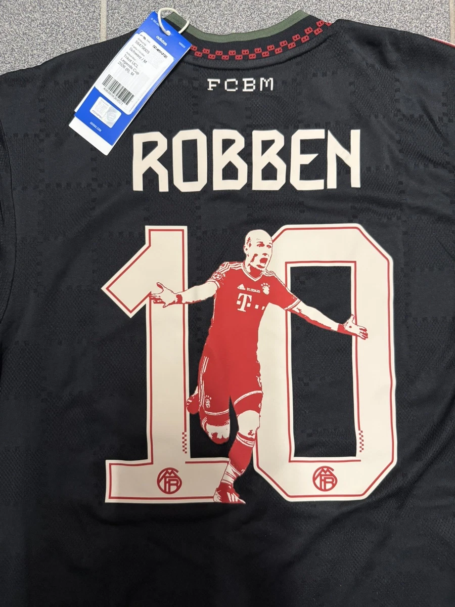 Adidas FC Bayern München Trikot 10 Arjen Robben 2014/15 heim