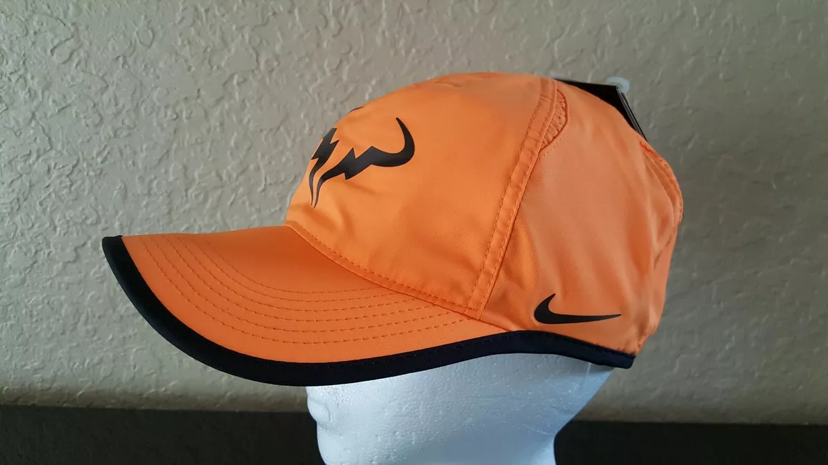 Nike FEATHERLIGHT Rafael Nadal Bull Tennis Hat Iridescent Orange 