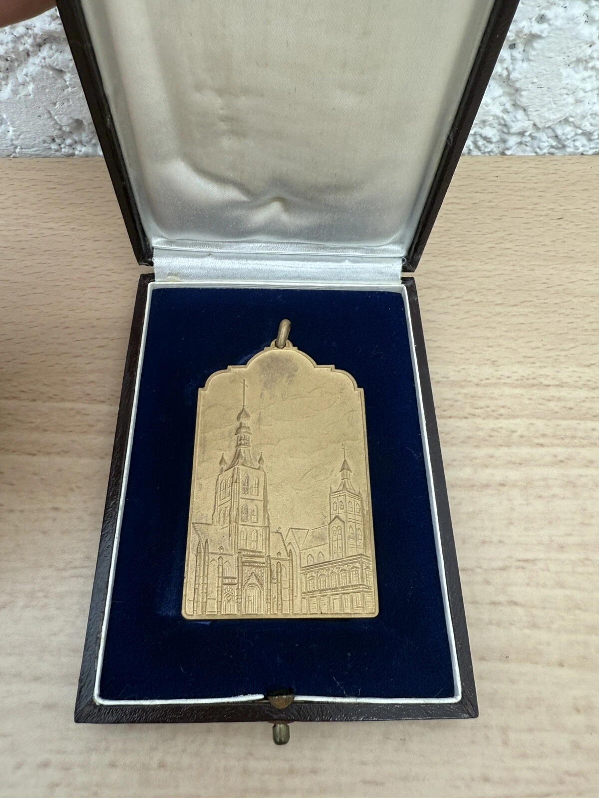 Médaille Stad Tienen 3e Nat Fotosalon Artosa 1965 Michels H P 61,23 Grammes