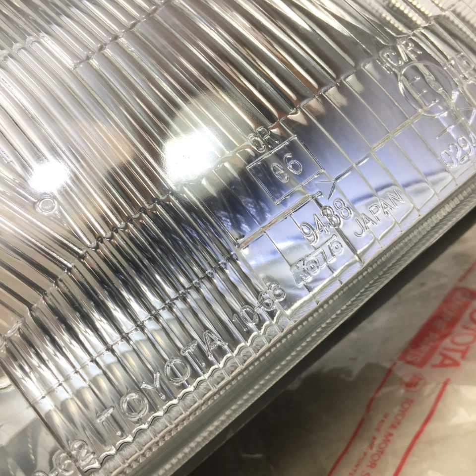 Faro derecho izquierdo Toyota Starlet EP82 1990-1991 KOITO 10-63 NOS Japón Foto 3 de 4