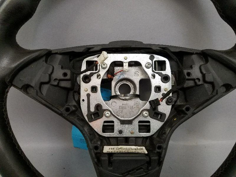 Volante BMW M5 2006-2007 negro equipamiento tecnológico M Foto 2 de 4
