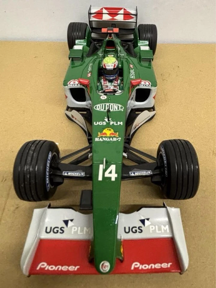 Minichamps 1/18 Jaguar R5 #14 2004 Mark Webber Model Car - Image 2 of 4
