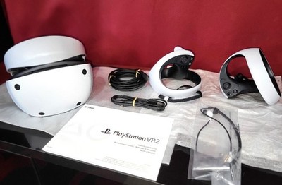 Sony PlayStation 5 PS5 PRO VR2 Brille inkl. 2x VR2 Sense Controller L/R SET NEU