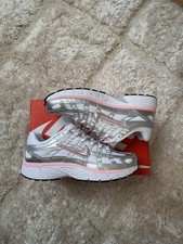 Nike P-6000 Mujer Reino Unido 5.5 UE 39 Blanco Rosa Plata Entrenadores Envío el Mismo Día