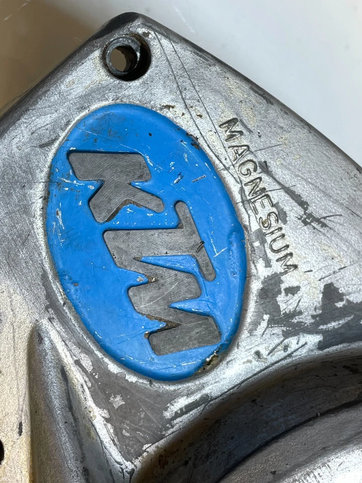 1975 Penton MC 400 完好左壳离合器保护套 — 第 3/4 张图片