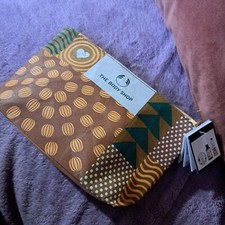 The Body Shop Nutty & Nourishing Shea Mini Gift Bag/Set BNWT