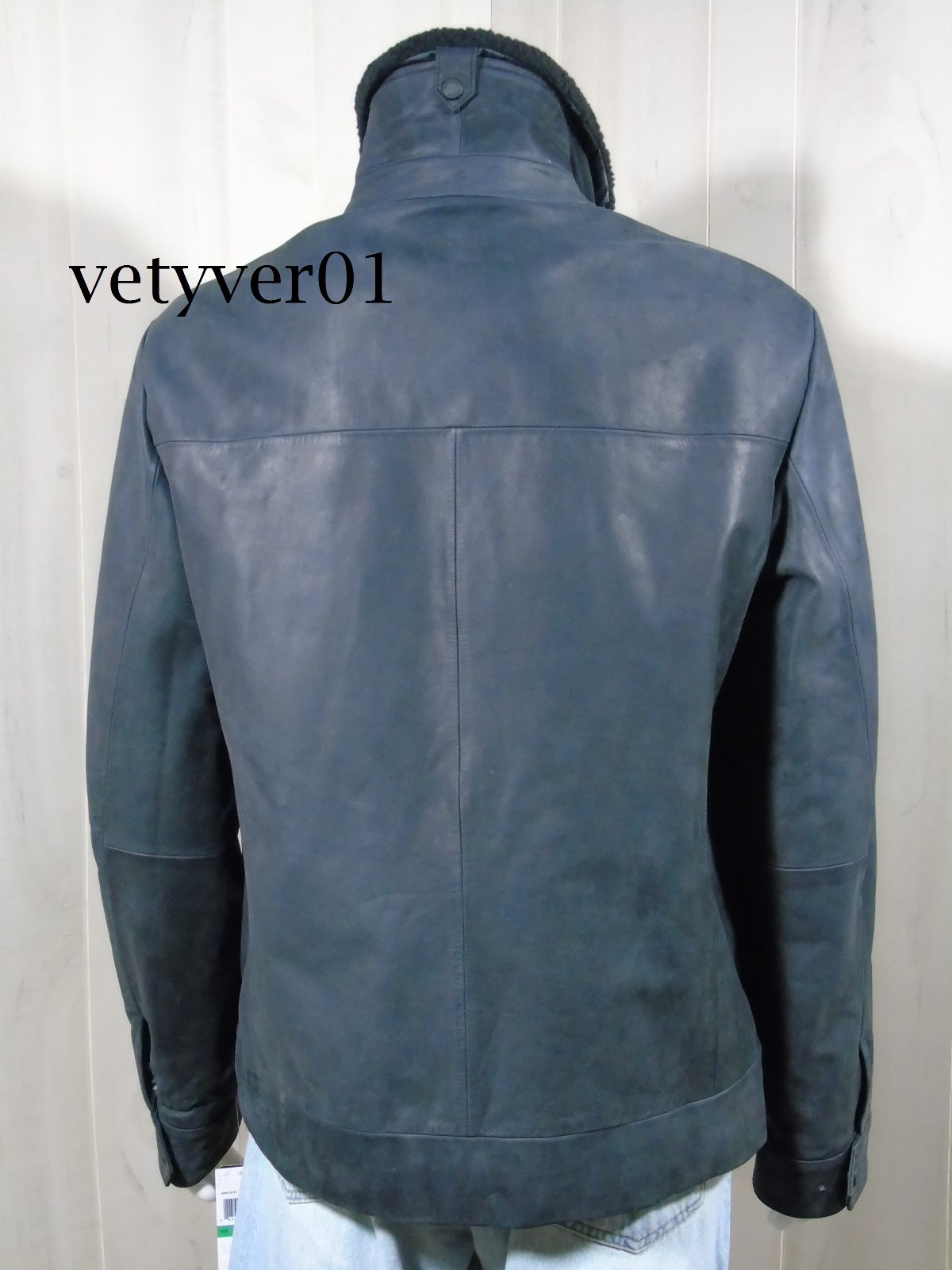 MICHAEL KORS Distressed Washed Nubuck Leather Detachable Faux Shearling Collar image 7