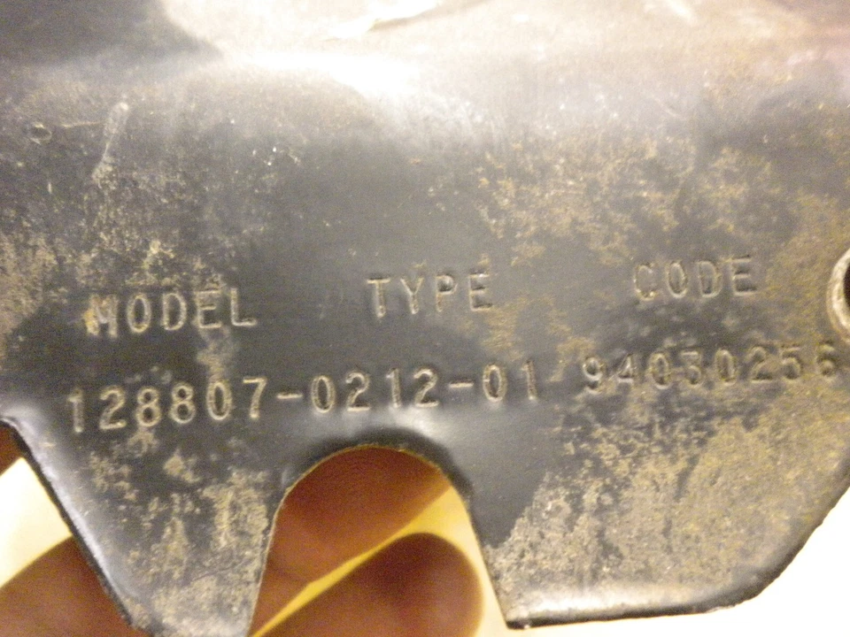 Soplador Snapper RP21600E B&S 128807 carcasa arranque retroceso Foto 4 de 4