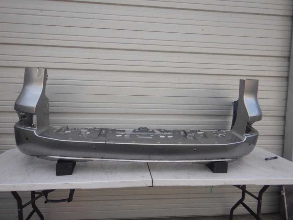 2014 2015 2016 2017 2018 LEXUS GX460 PARACHOQUES TRASERO CUBIERTA OEM Foto 2 de 4