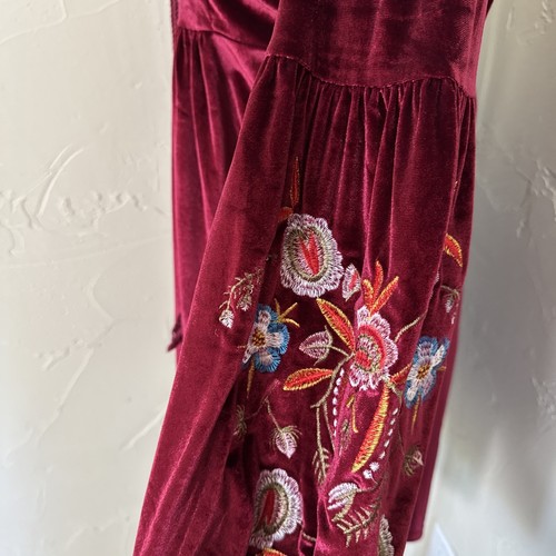 Velvet Short Dress Beautiful Embroidery Boho Size S Burgundy Color - Picture 2 of 18