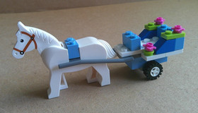 Lego Friends House Set #5560 without Pink Bucket  (100% complete)