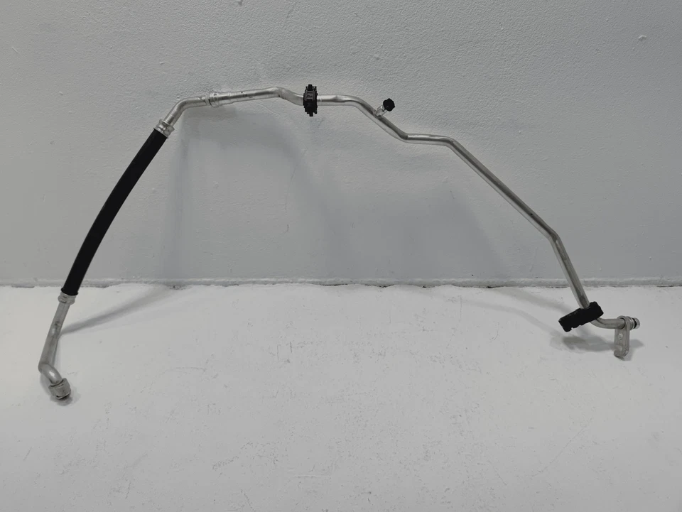 Toyota Camry 2018-2024 2,5 L aire acondicionado manguera de succión tubo OEM Foto 3 de 4