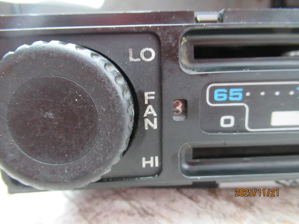 PANEL INTERRUPTOR CLIMATIZADOR CLIMATIZADOR CALEFACCIÓN AIRE ACONDICIONADO PORSCHE 928 S 1984-1991 Foto 4 de 4