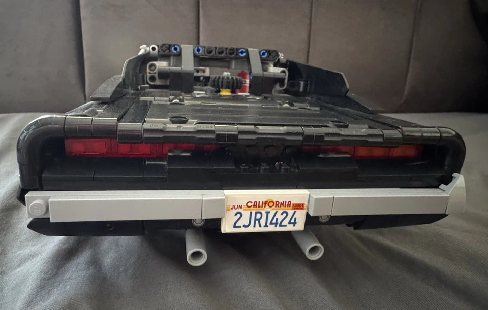 LEGO Technic 42111 Dom's Dodge Charger, photo 3 of 5