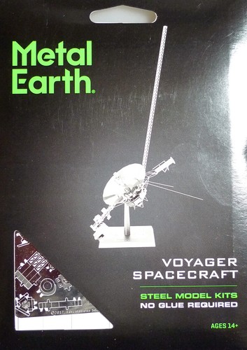 Metal Earth Voyager Spacecraft 3D Metal Model + Tweezer 11227 - Picture 5 of 6