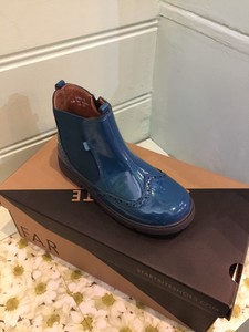 girls blue chelsea boots