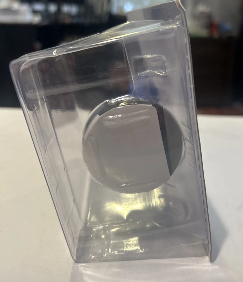 Paquete de réplica de mini figura y casco Mega Man Rockman - Coleccionables Capcom Nuevo Foto 4 de 4