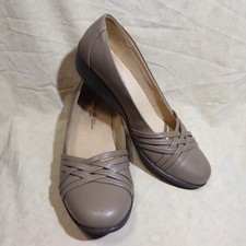    LifeStride Soft System Ballet Pumps sz 9 W Taupe Leatherette; Triple X Straps