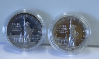 (2) 1986 S US $1 SOL Proof Commemorative $1