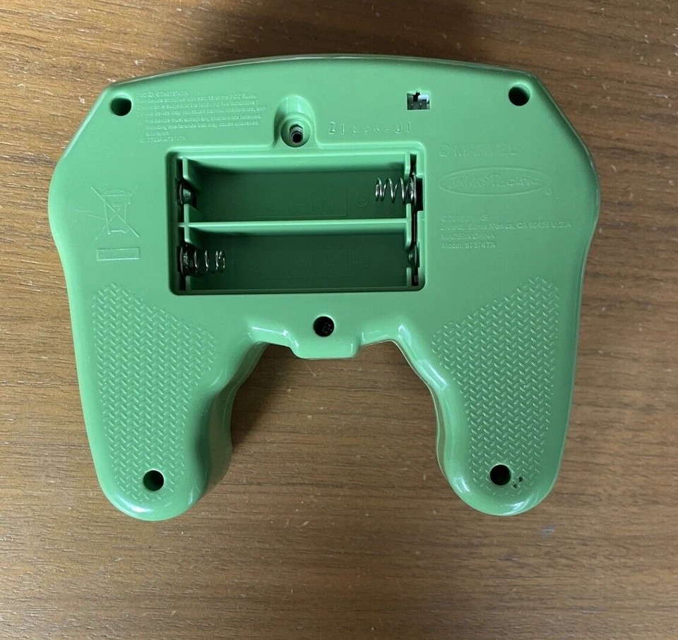 Jakks 2015 Marvel Avengers Assemble Hulk Smash R/C Replacement Remote Control - Image 3 of 4