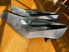 Stuart Weitzman size 5 1/2 leather/ silver fabric dress shoes