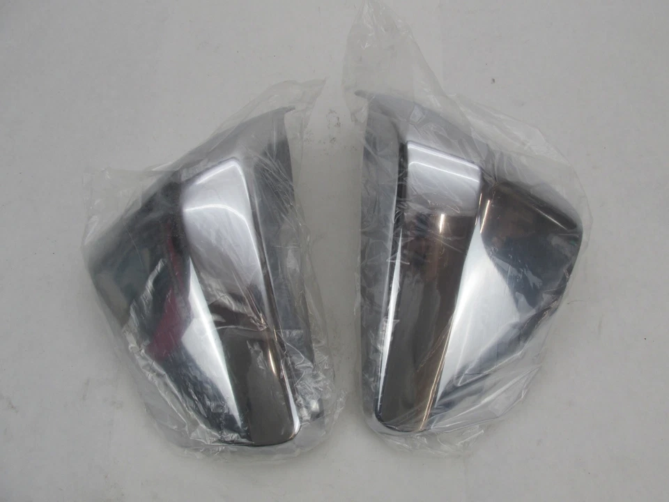 Fundas laterales para carenado Show cromadas Honda VT750 Shadow Aero 53-427 Foto 2 de 4